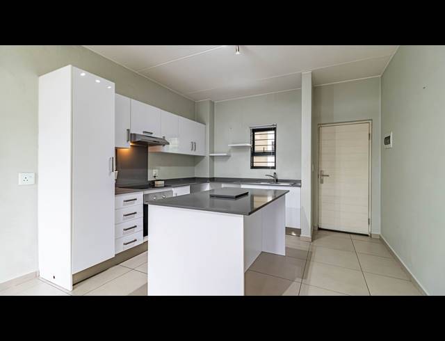 2 BEDROOM APARTMENT FOR SALE IN NORTH RIDING